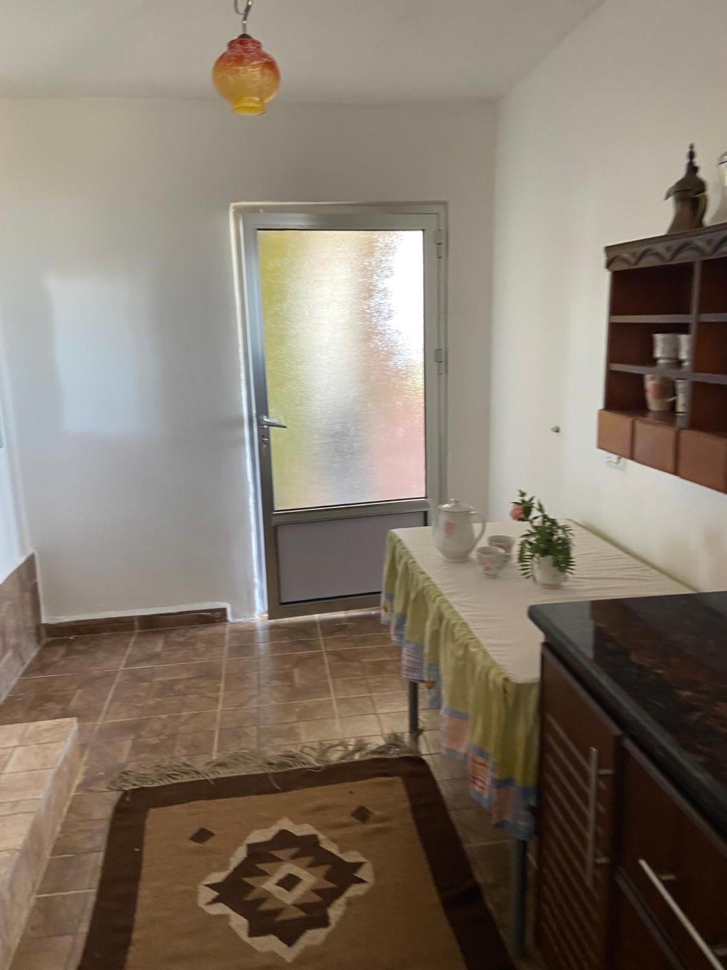 Simple Home Madaba Exterior photo
